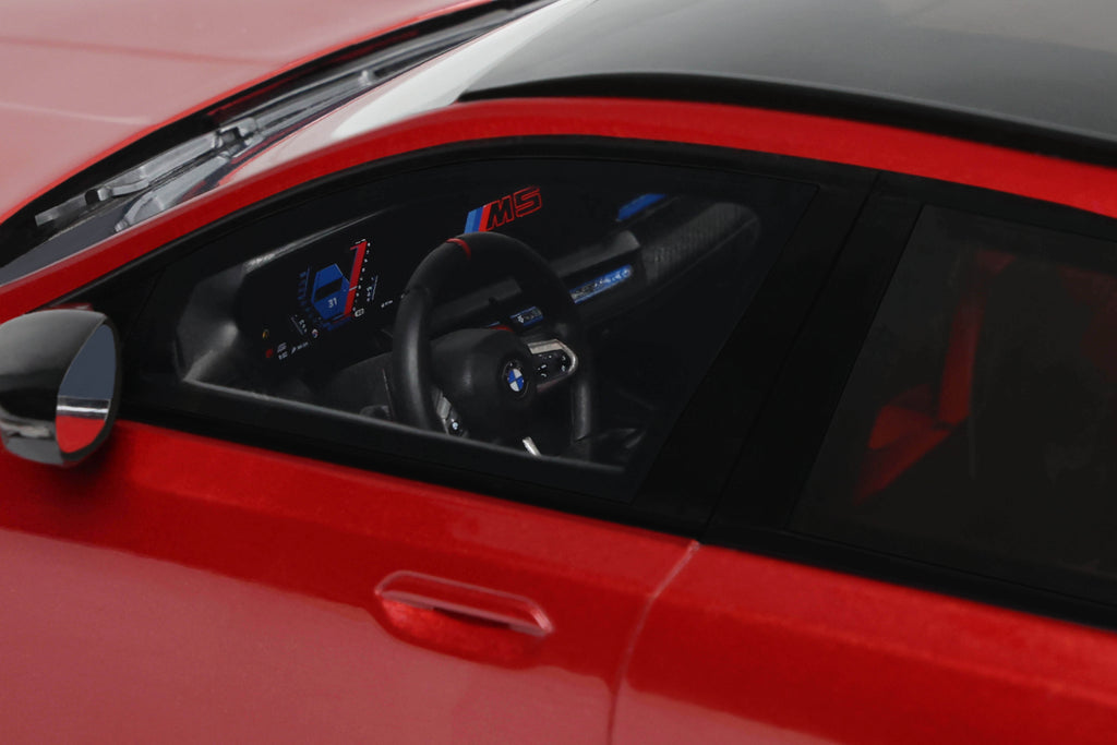 1:18 GT Spirit Bmw M5 Touring Fire Red 2025
