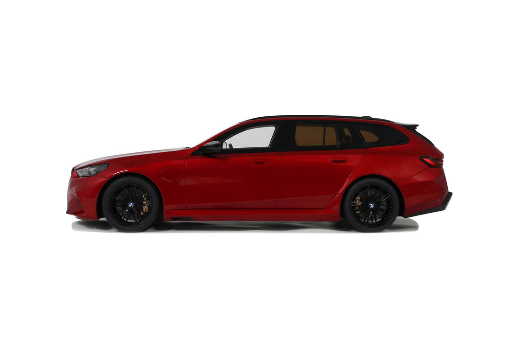 1:18 GT Spirit Bmw M5 Touring Fire Red 2025