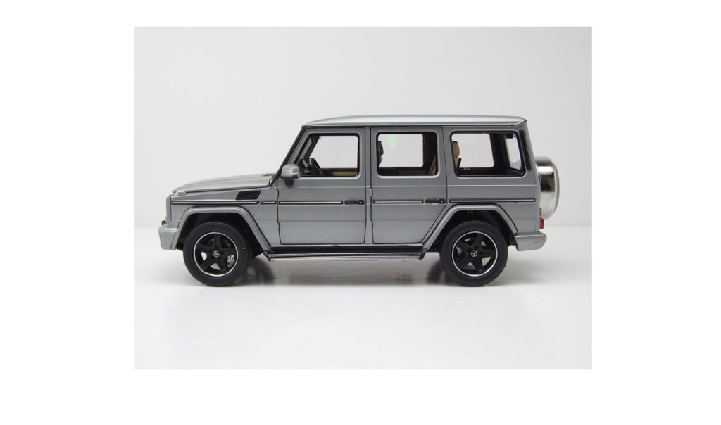 1/18 iScale Mercedes G-Klasse W463 Designo 2015 matt silber