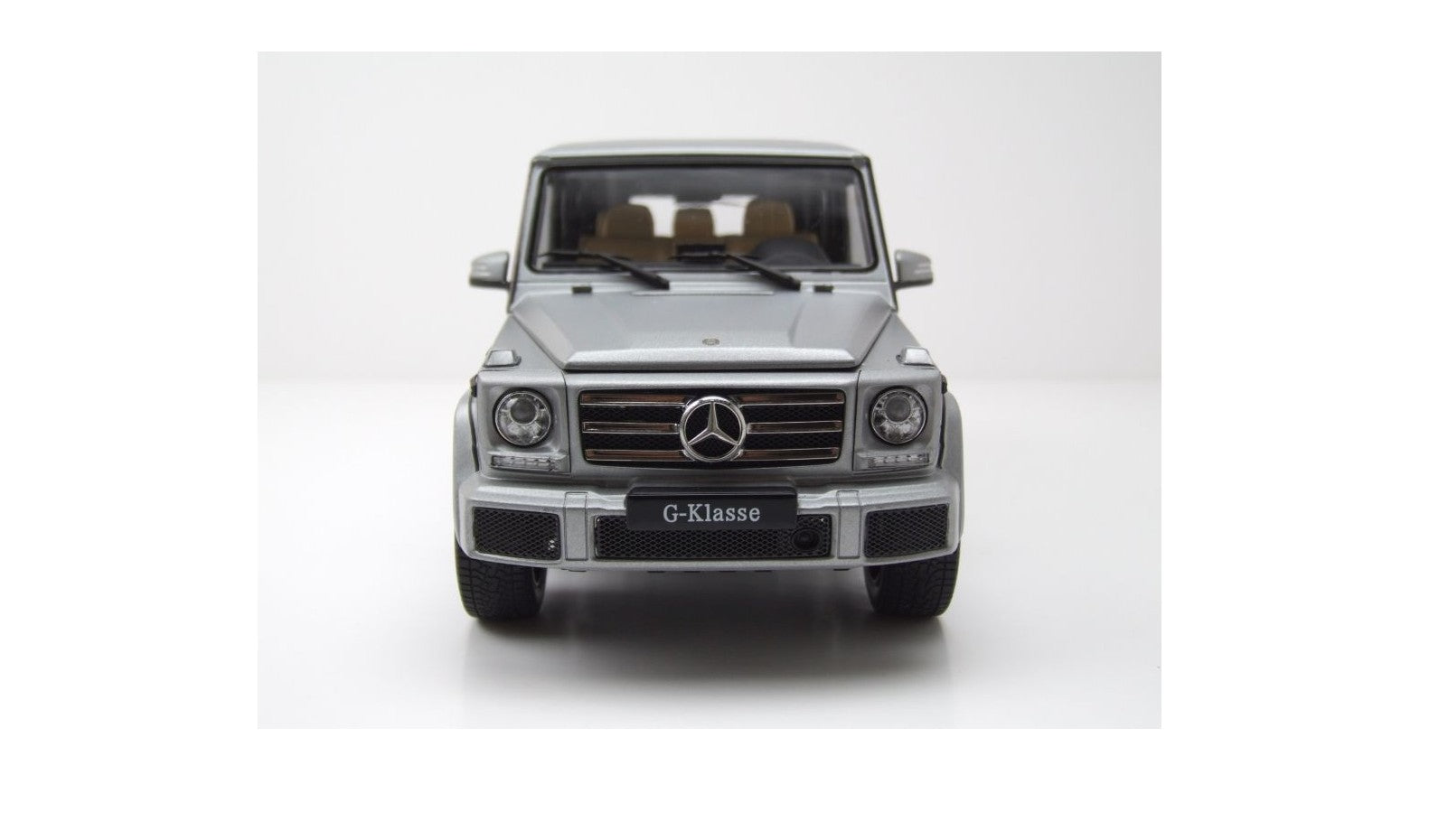 1/18 iScale Mercedes G-Klasse W463 Designo 2015 matt silber