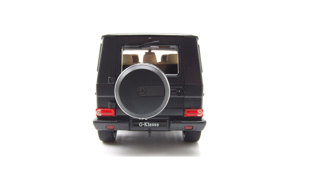 1/18 iScale Mercedes G-Klasse W463 Designo 2015 matt schwarz