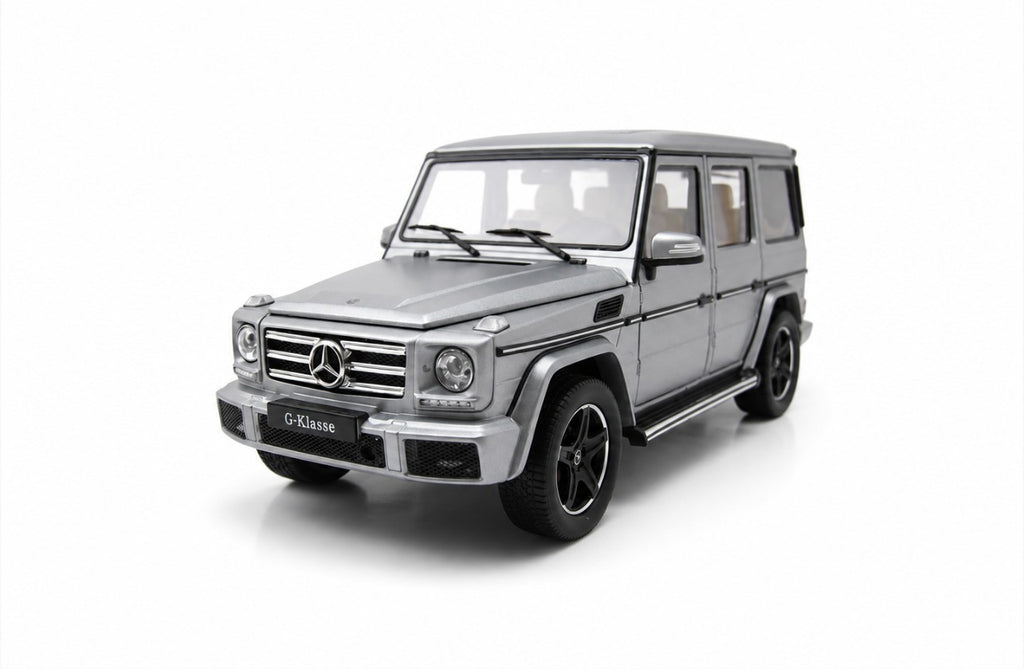 1/18 iScale Mercedes G-Klasse W463 Designo 2015 matt silber
