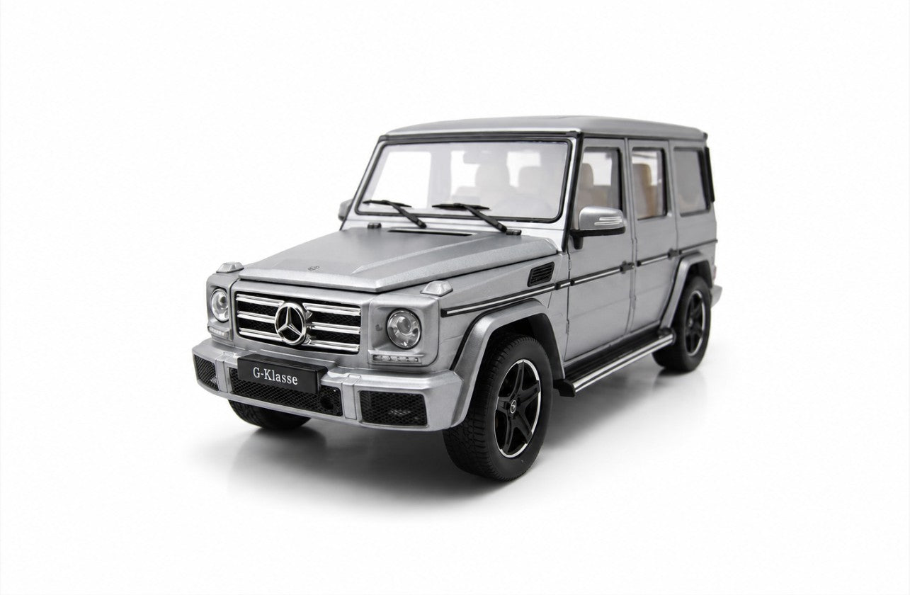 1/18 iScale Mercedes G-Klasse W463 Designo 2015 matt silber