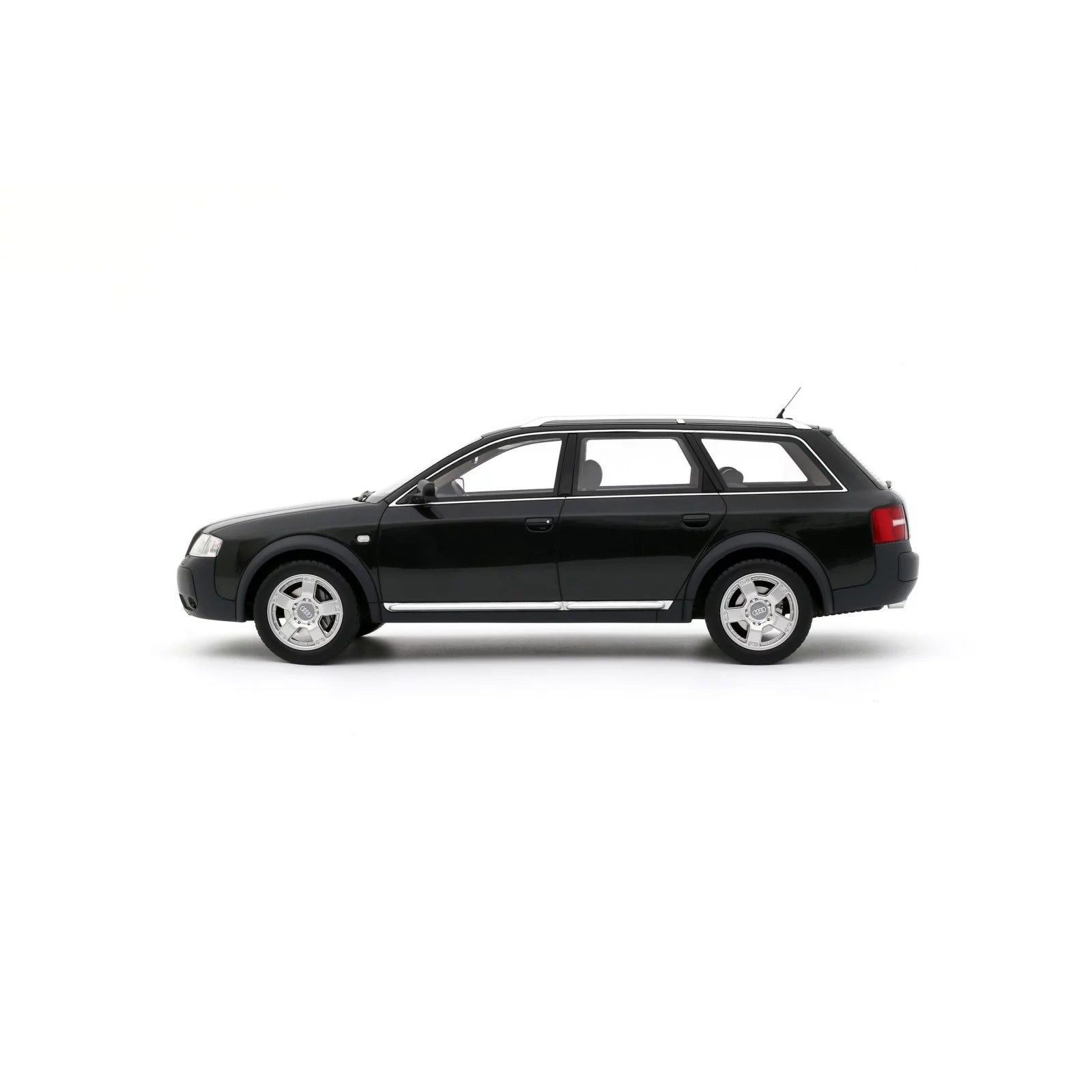 1/18 OttoMobile Audi A6 C6 All Road Brilliant Black 2000
