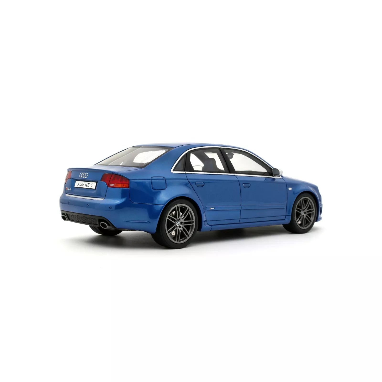1/18 OttoMobile Audi RS 4 B7 Sedan Sprint Blue 2007