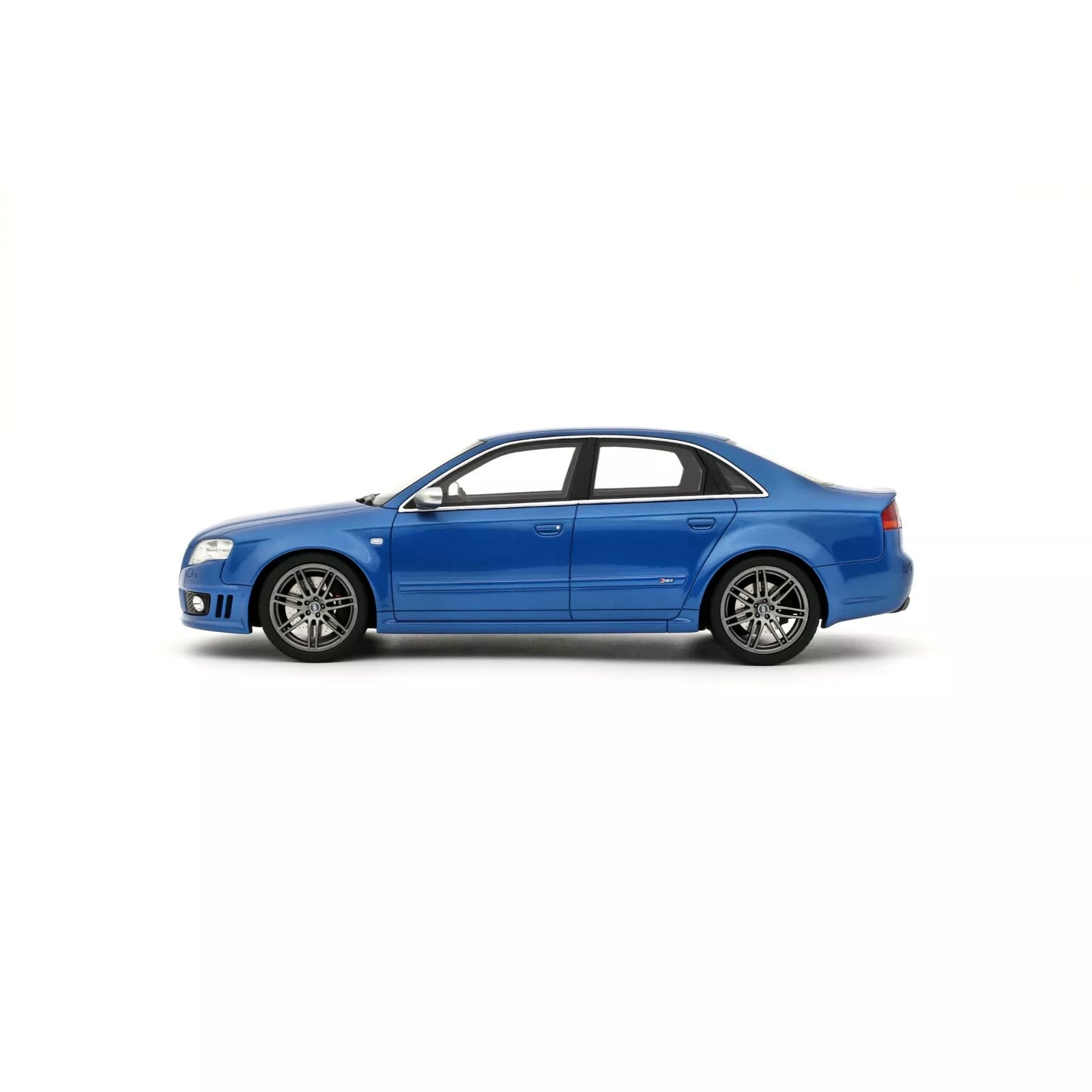1/18 OttoMobile Audi RS 4 B7 Sedan Sprint Blue 2007