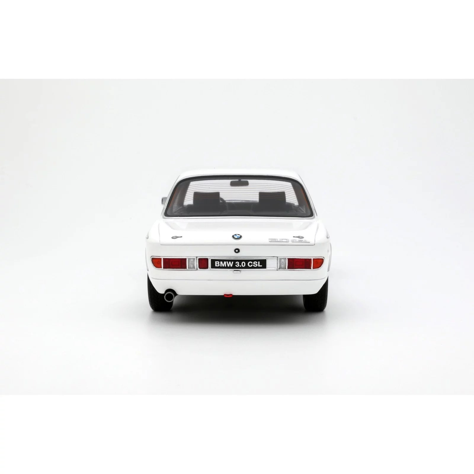 1/18 OttoMobile BMW 3,0 CSL Chamonix White 1972