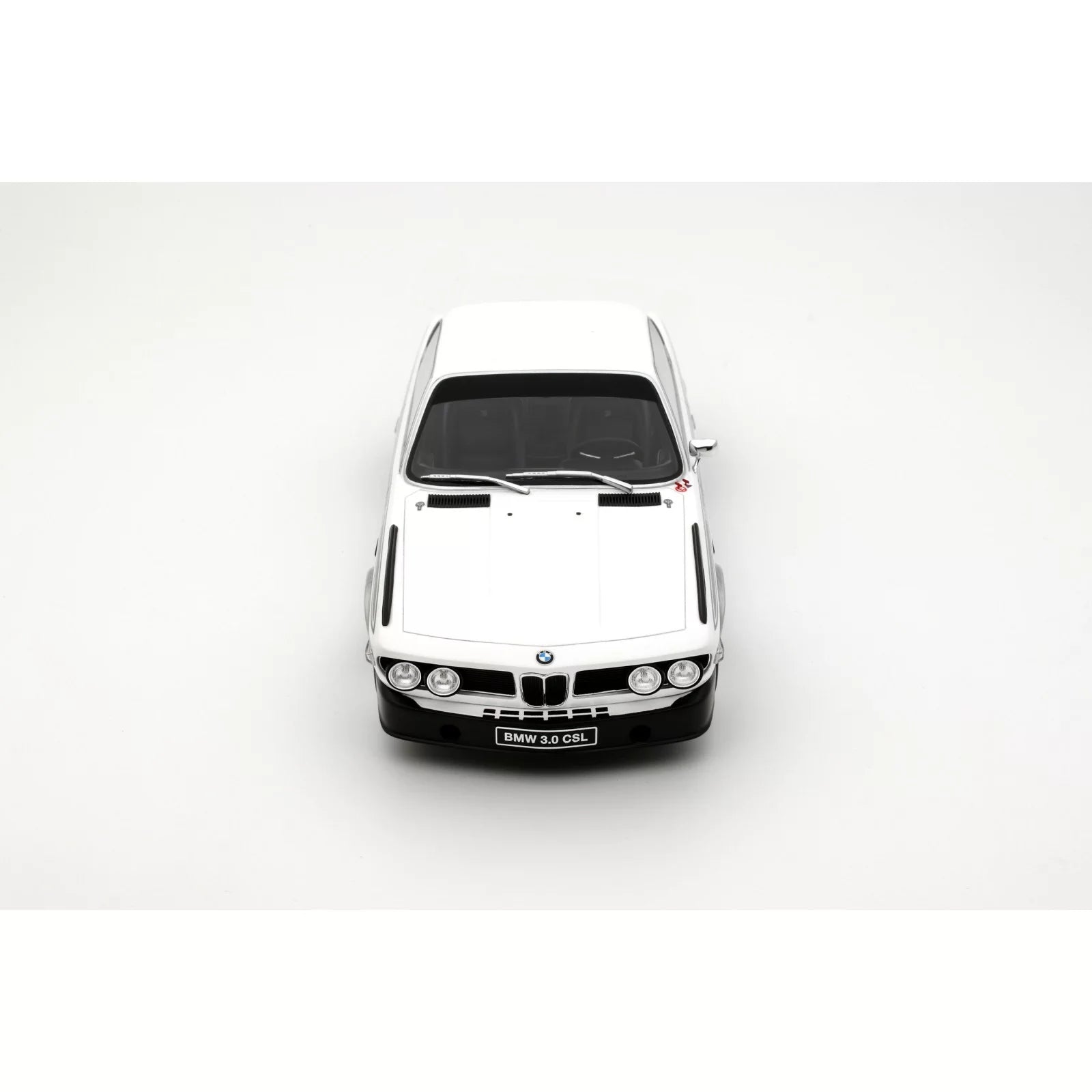1/18 OttoMobile BMW 3,0 CSL Chamonix White 1972