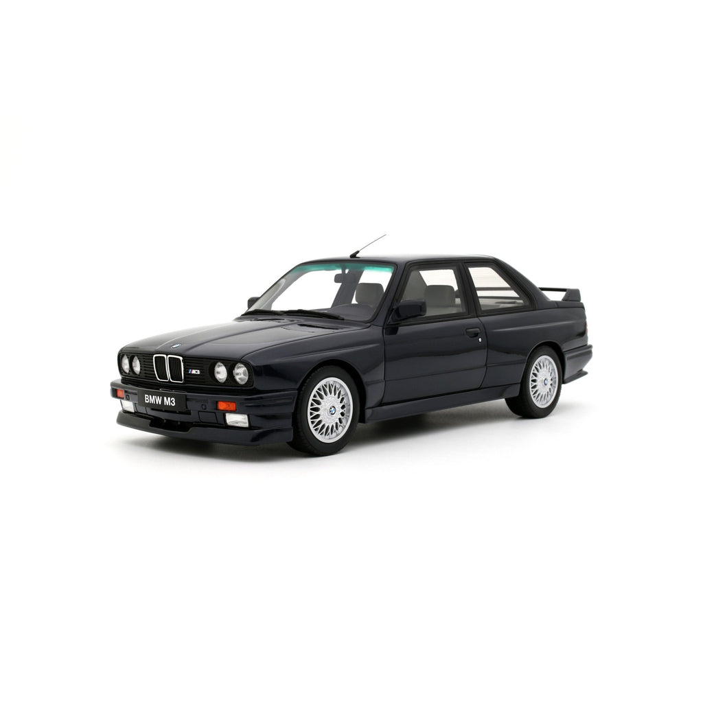1/18 OttoMobile BMW (E30) M3 Europameister Macau Bleu Metallic 1988