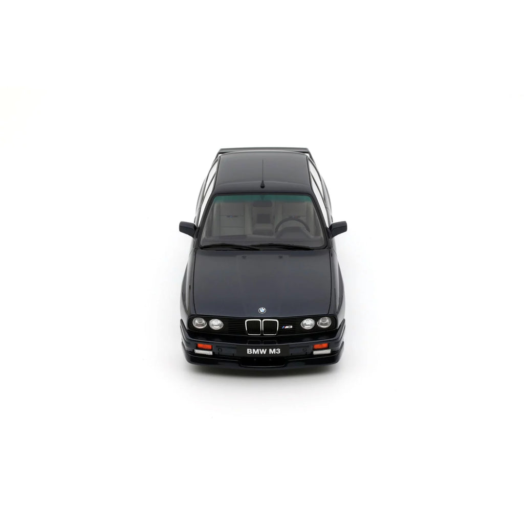 1/18 OttoMobile BMW (E30) M3 Europameister Macau Bleu Metallic 1988