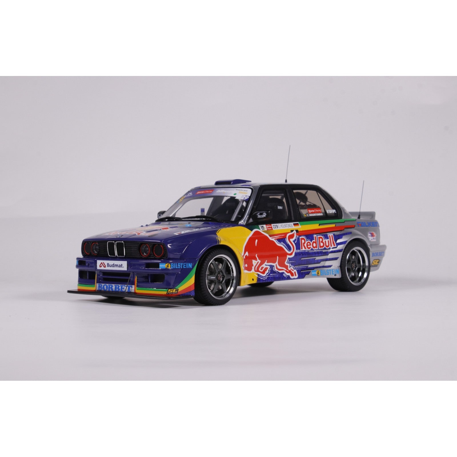 1/18 OttoMobile BMW E30 V8 Drift 2023 (Vorbestellung)