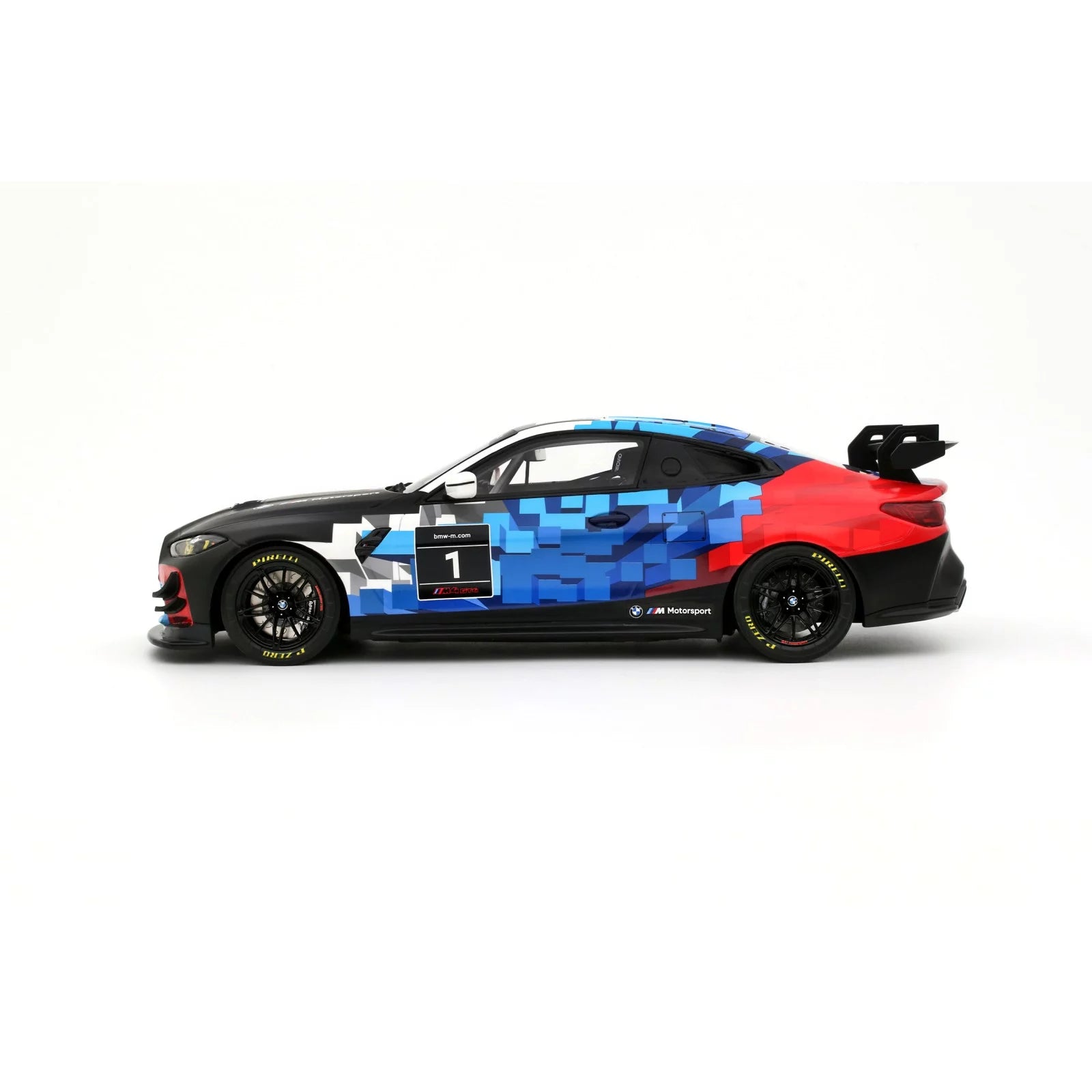 1/18 OttoMobile BMW M4 GT4 2024