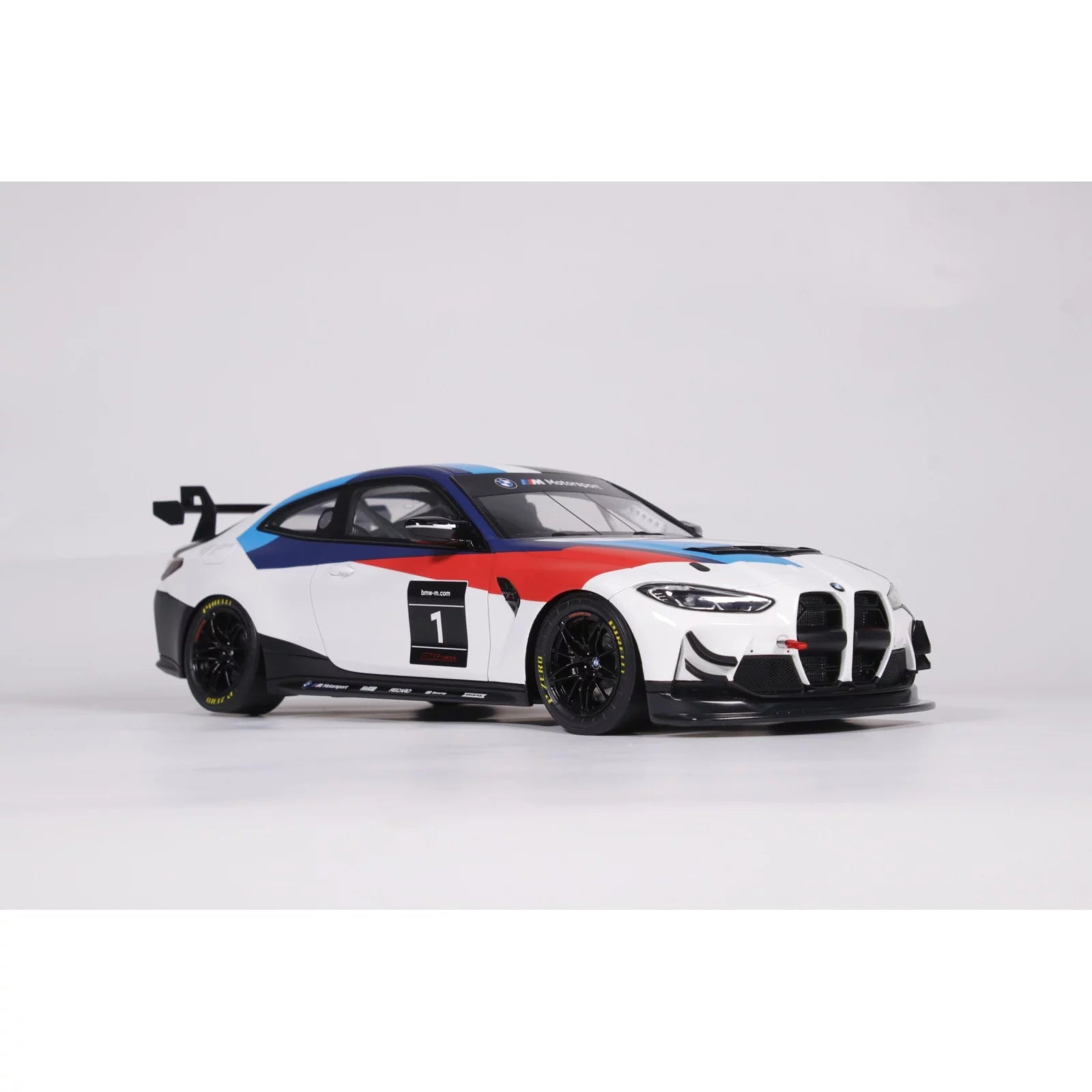 1/18 OttoMobile BMW M4 GT4 GT4 2022