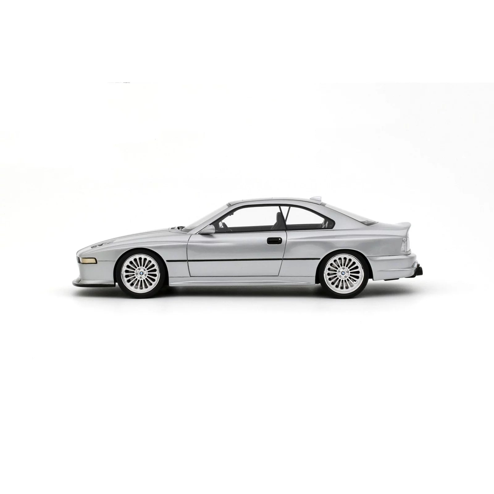 1/18 OttoMobile BMW REYN SPEED SHOP 858 CSL designed by JONSIBAL Chrome Sha (Vorbestellung)