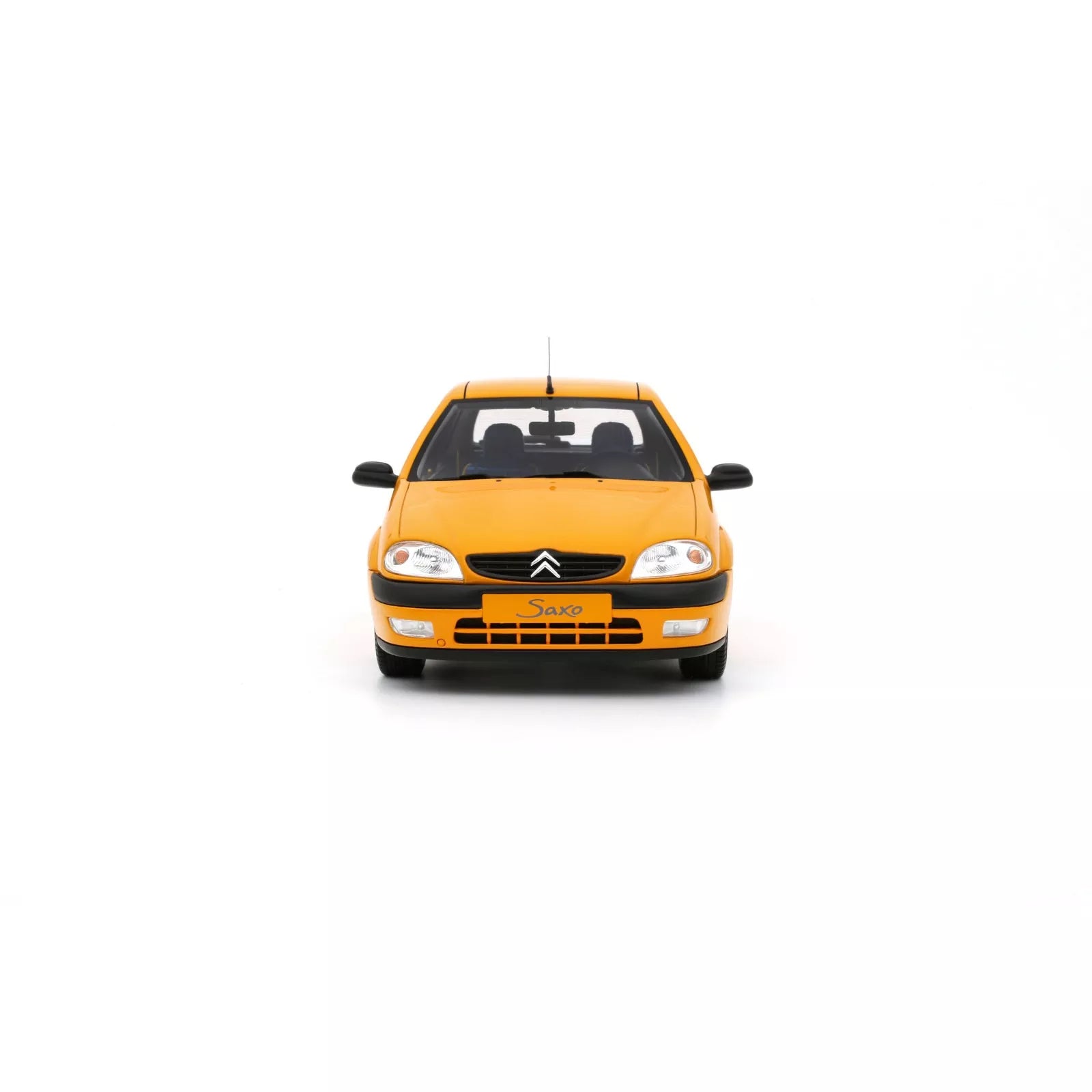 1/18 OttoMobile Citroën Saxo 1.4 BIC Phase 2 Orange Mango 2000