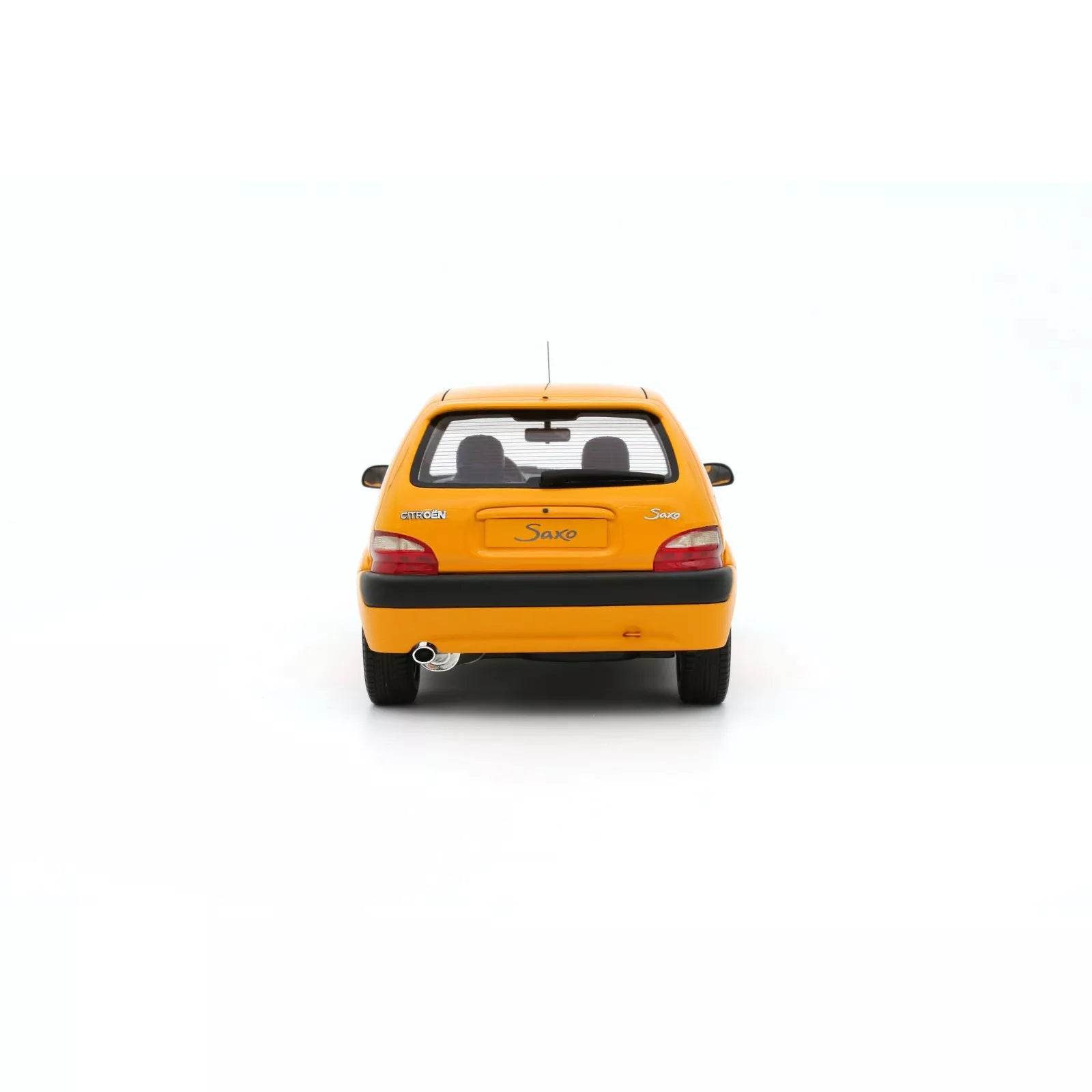1/18 OttoMobile Citroën Saxo 1.4 BIC Phase 2 Orange Mango 2000
