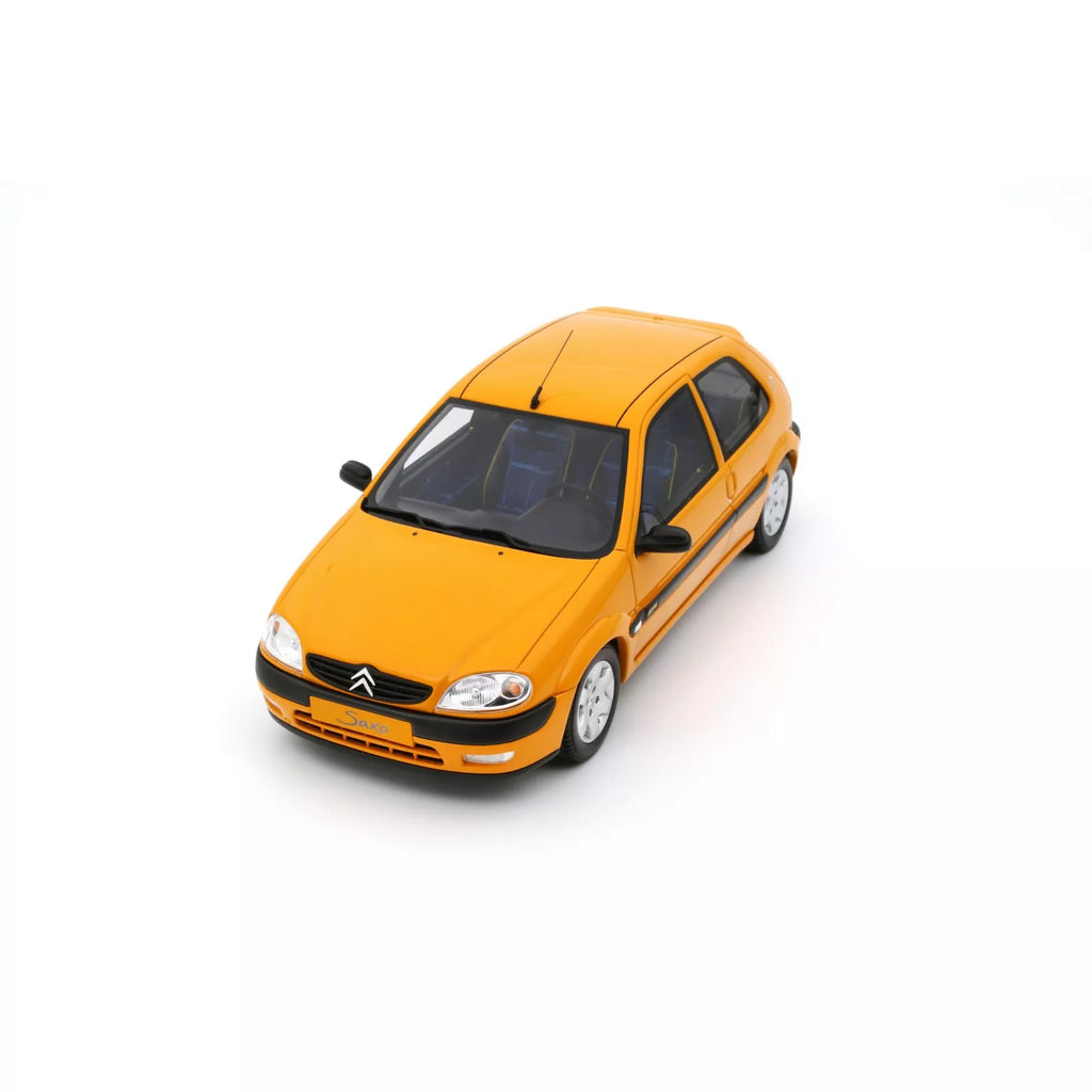 1/18 OttoMobile Citroën Saxo 1.4 BIC Phase 2 Orange Mango 2000