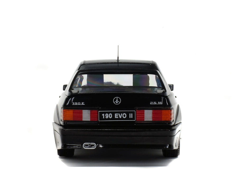 1/18 Solido Mercedes 190 EVO II (W201) – Black – 1990