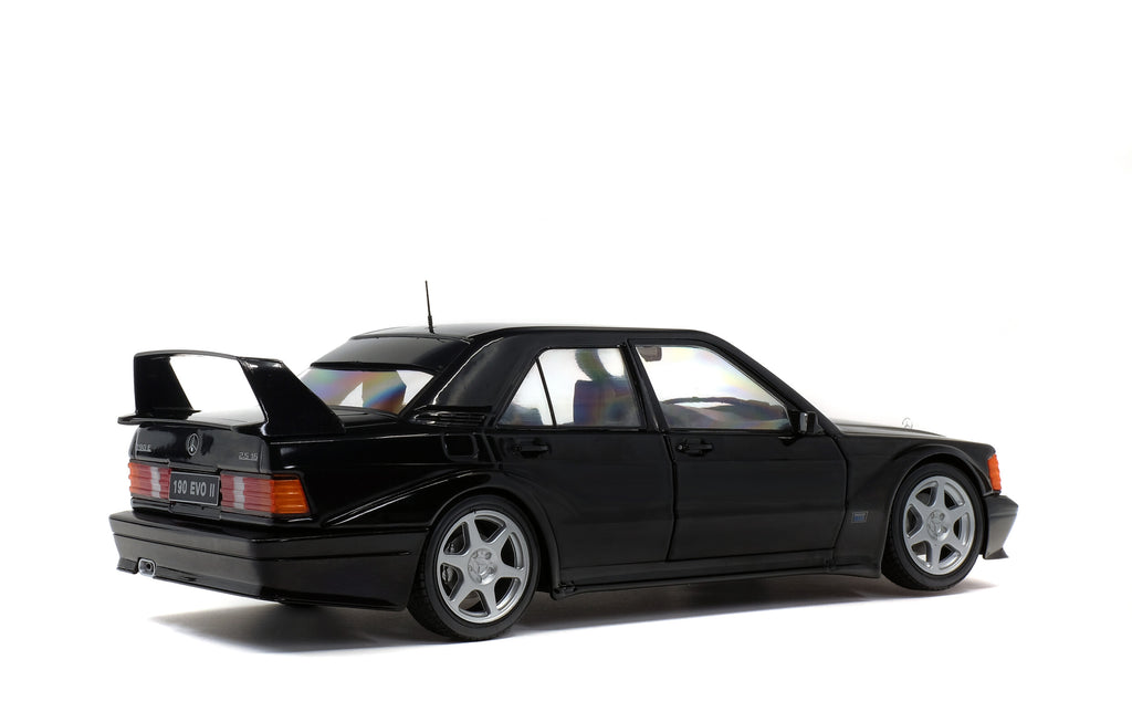 1/18 Solido Mercedes 190 EVO II (W201) – Black – 1990