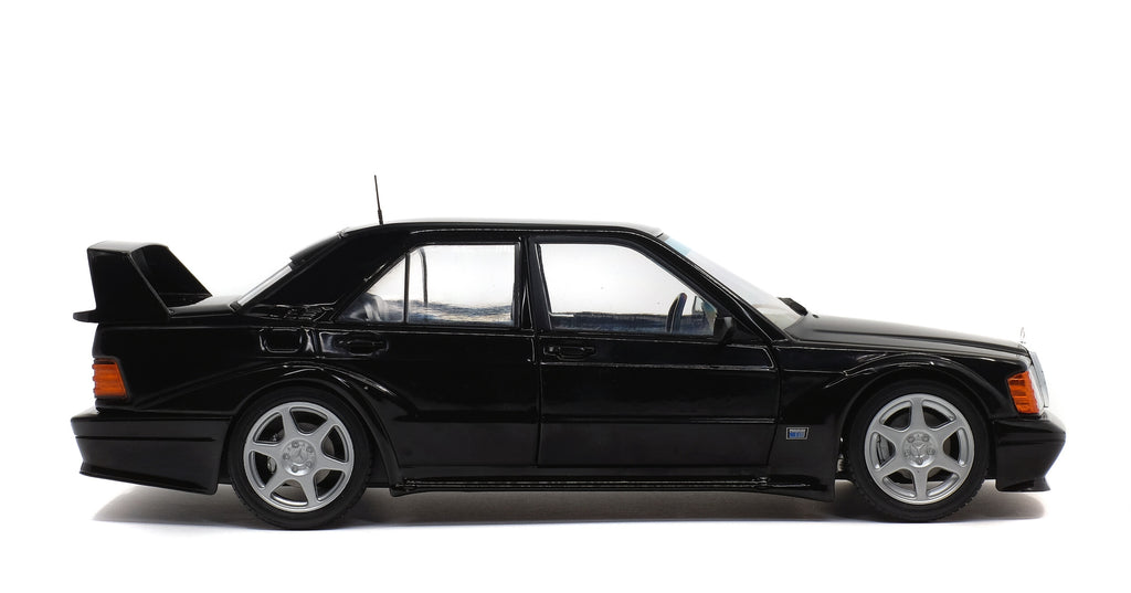 1/18 Solido Mercedes 190 EVO II (W201) – Black – 1990