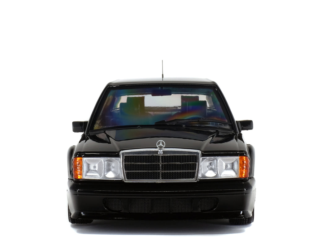 1/18 Solido Mercedes 190 EVO II (W201) – Black – 1990