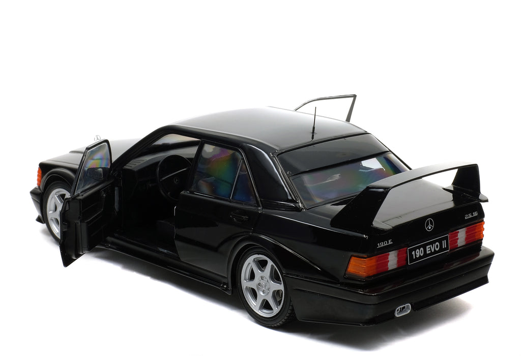 1/18 Solido Mercedes 190 EVO II (W201) – Black – 1990