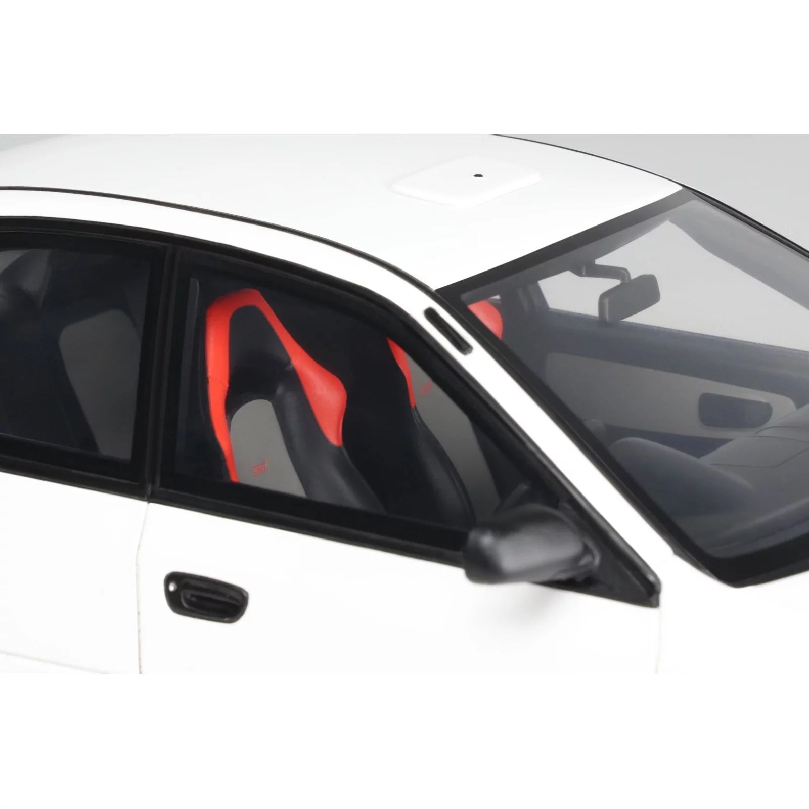 1/18 OttoMobile Subaru Impreza WRX Type RA Sti Pure White 2000