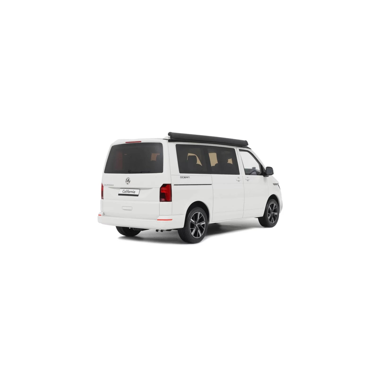 1/18 OttoMobile Volkswagen T6.1 California Ocean Candy White LB9A 2021