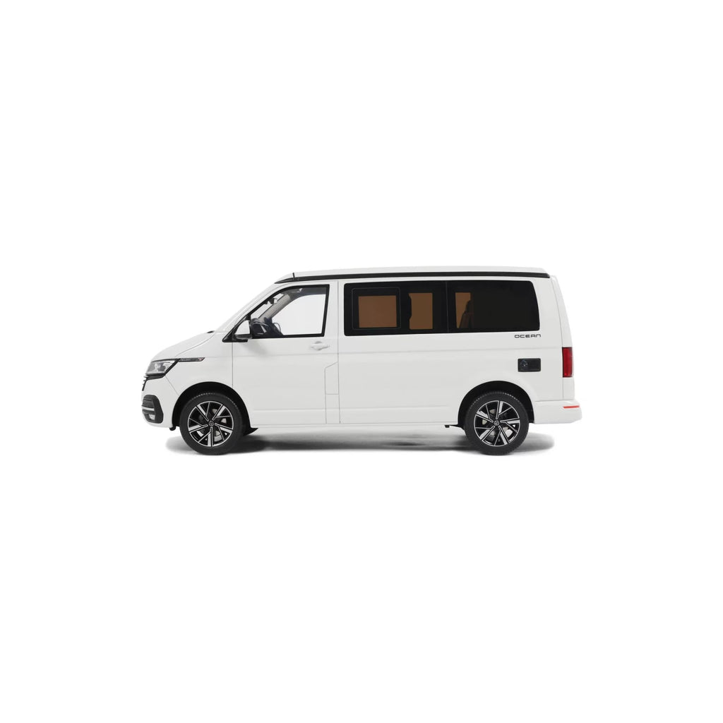 1/18 OttoMobile Volkswagen T6.1 California Ocean Candy White LB9A 2021