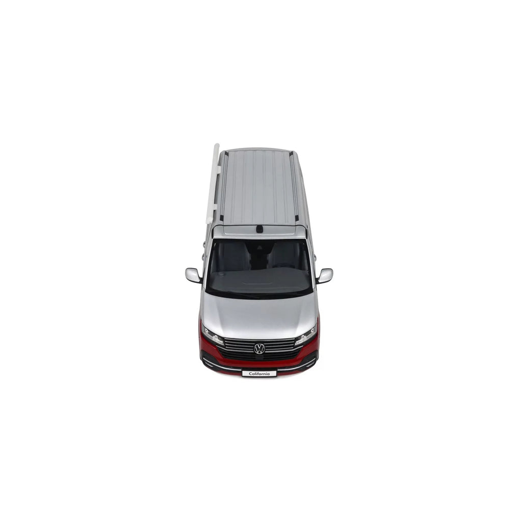1/18 OttoMobile Volkswagen T6.1 California Ocean Fortana Red / Reflex Silver 2021 (Vorbestellung)