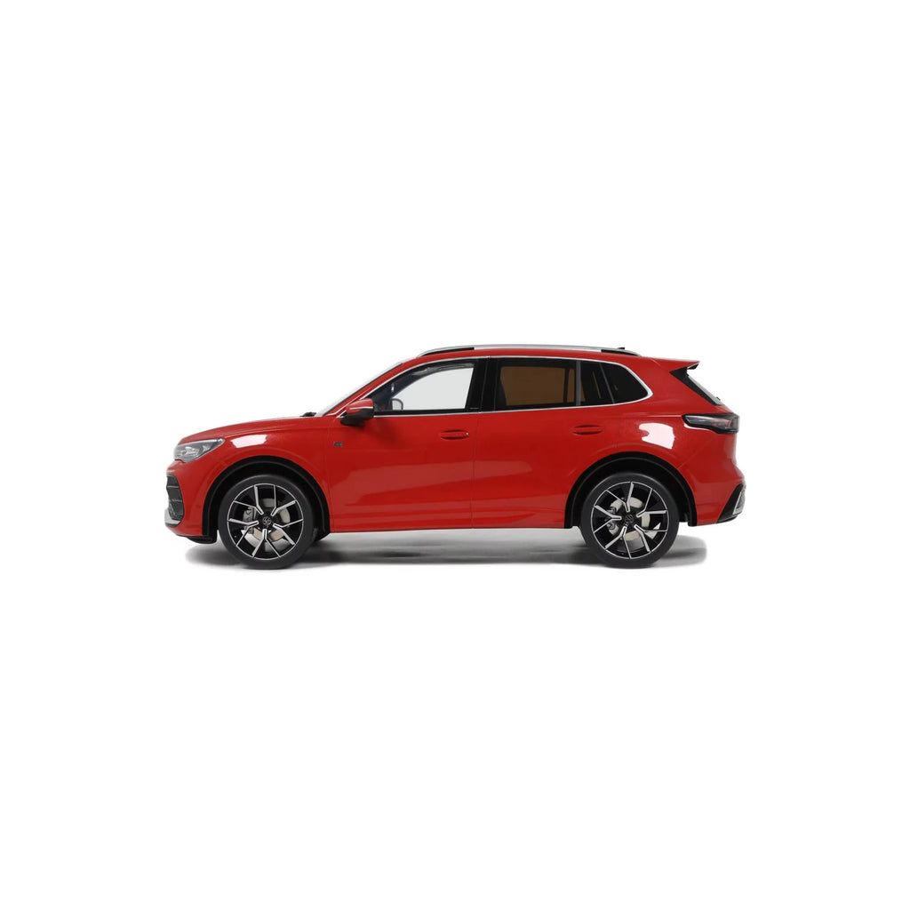 1/18 OttoMobile Volkswagen Tiguan e Tsi R-Line Persimmon Red Metallic LB3B 2024
